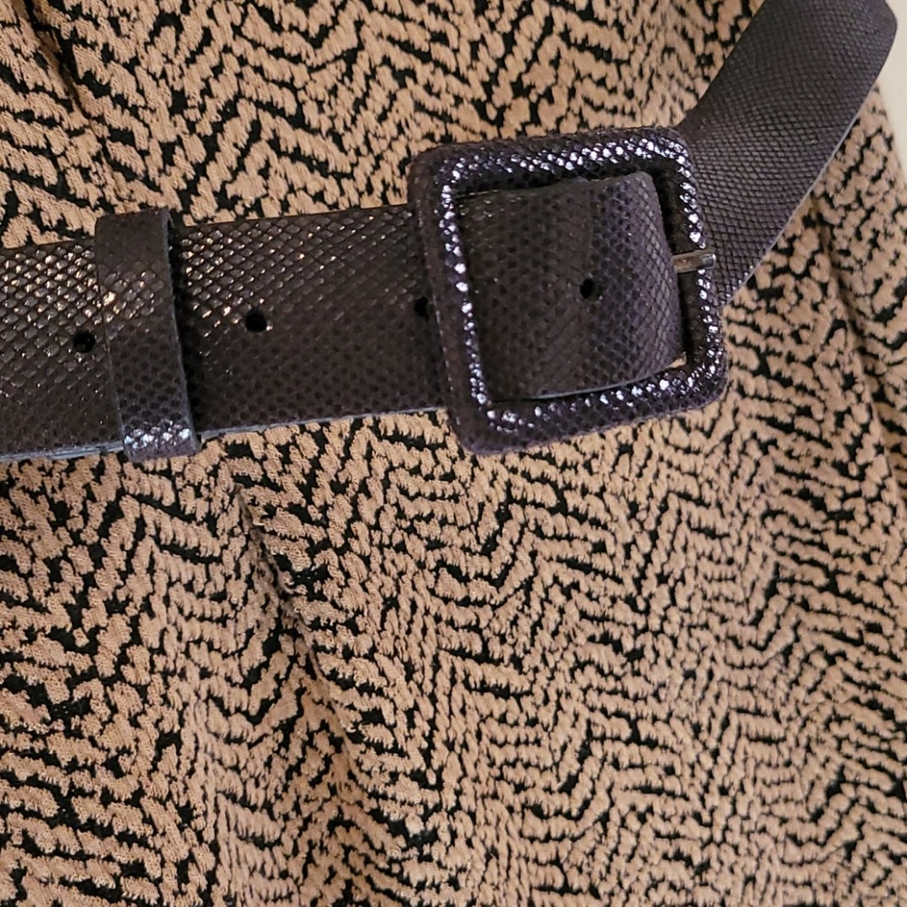 Dress - Picture 3 of 5